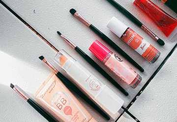 Top 10 Beauty Products Every Makeup Lover Should Own