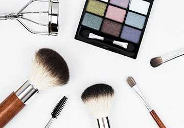 Top 10 Beauty Products Every Makeup Lover Should Own